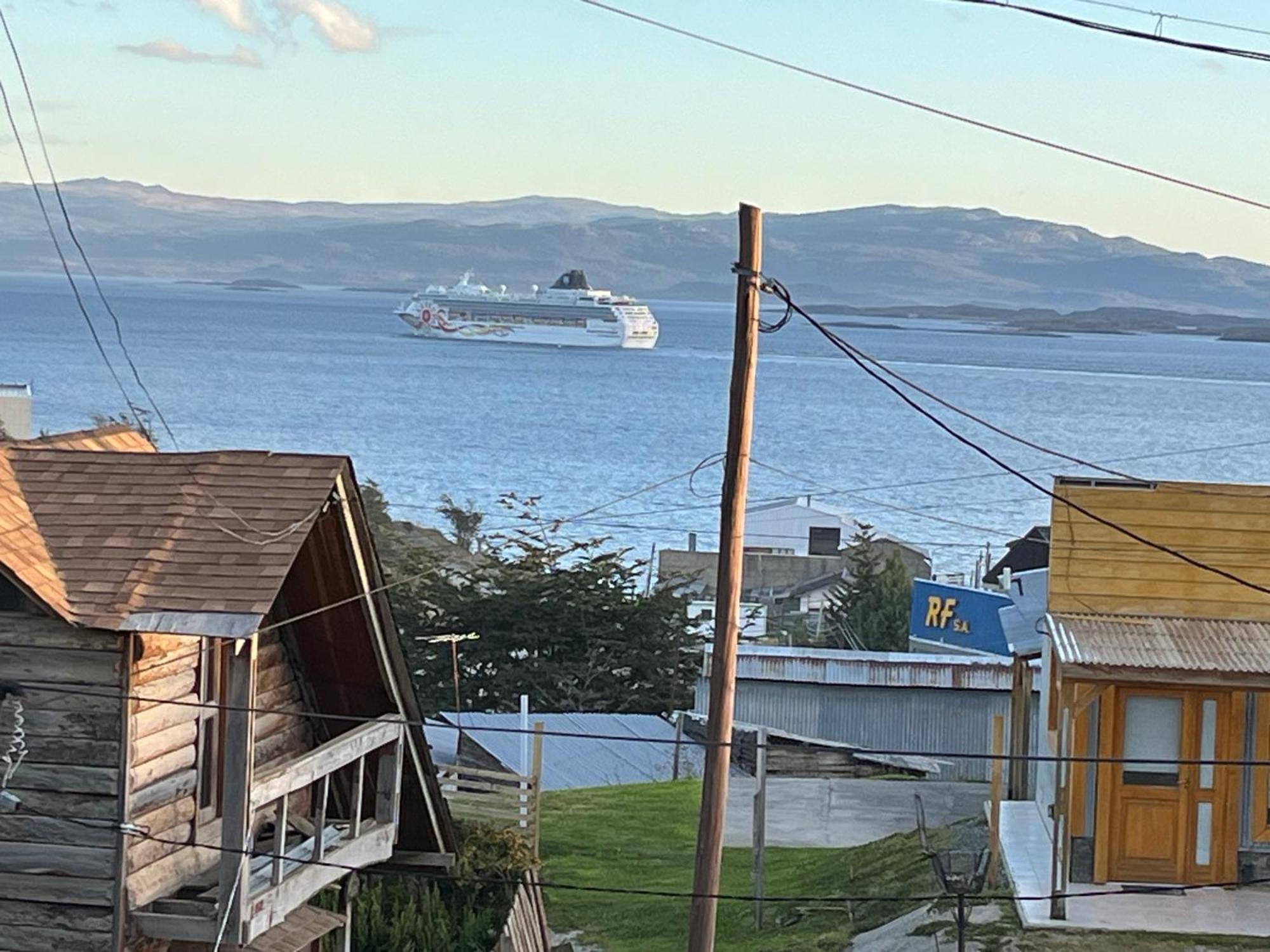 Apartamento JF VISTA AL FARO Alojamiento Temporario Ushuaia Exterior foto