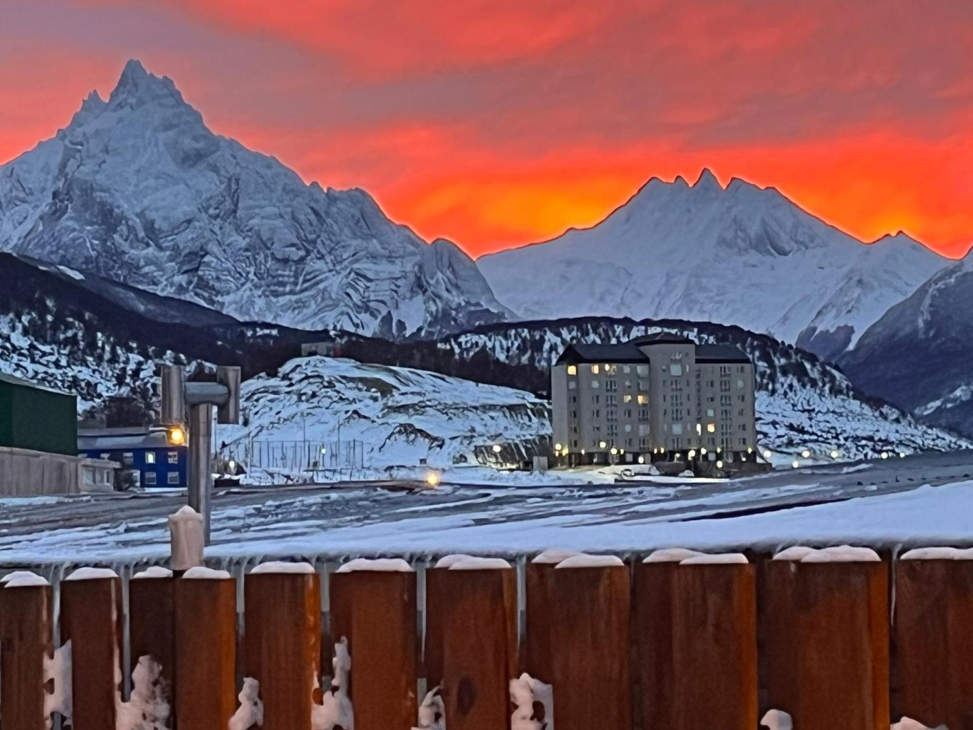 Apartamento JF VISTA AL FARO Alojamiento Temporario Ushuaia Exterior foto